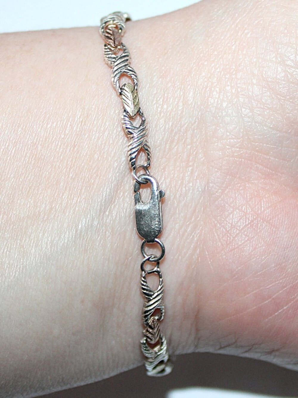 Vintage Sterling Silver Coleman Co 12kt Black Hills Gold Leaves Bracelet - Picture 7 of 7